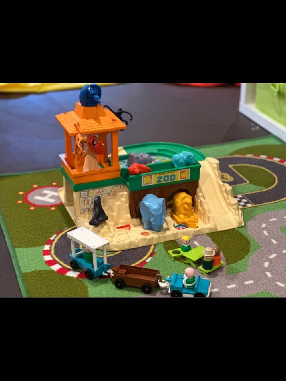 Fisher Price Vintage Little People Play set